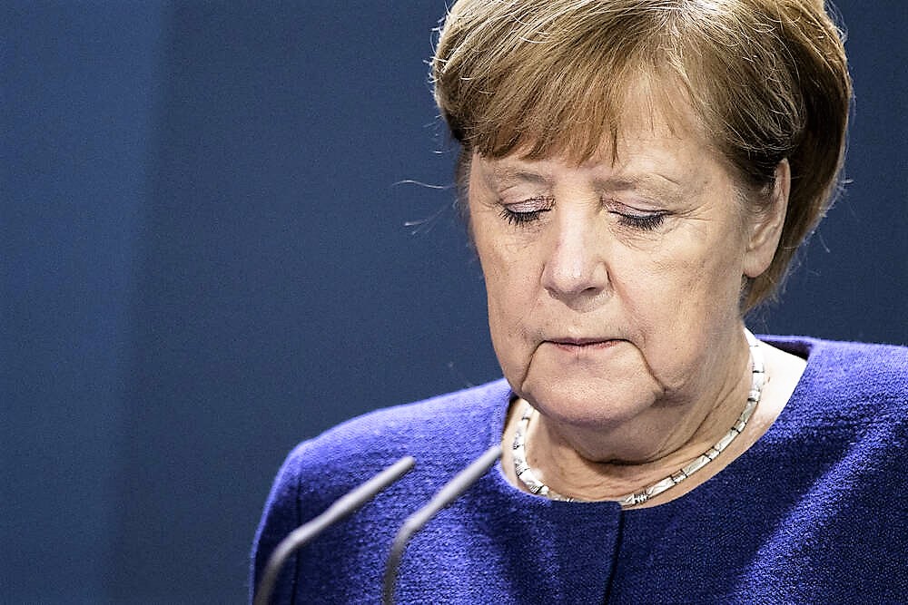 Überfall auf Angela Merkel! Angriff auf offener Straße auf die Alt-Kanzlerin!