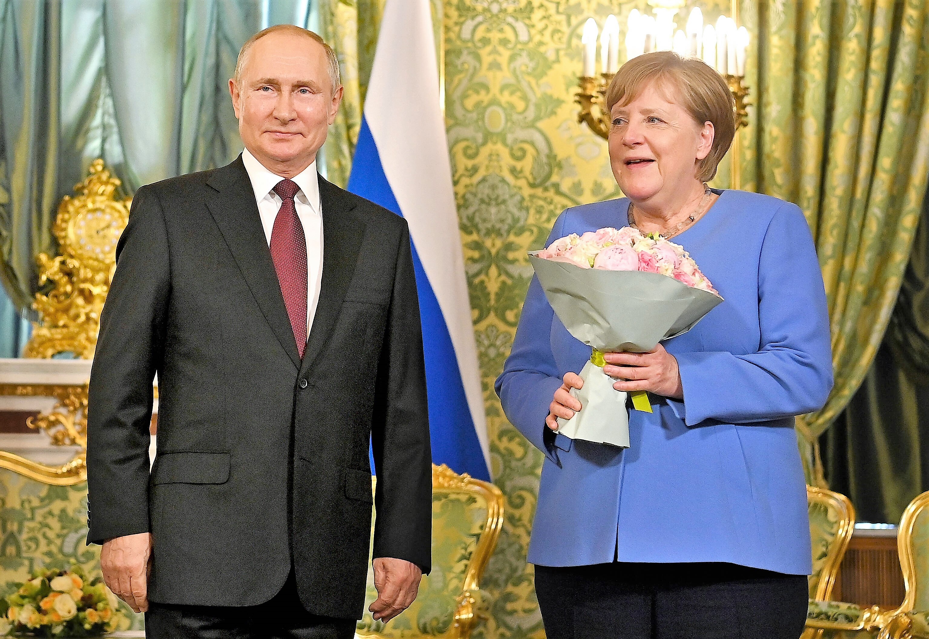 Angela Merkel - Angriff aus der eigenen Partei für Ihre Russland-Politik!