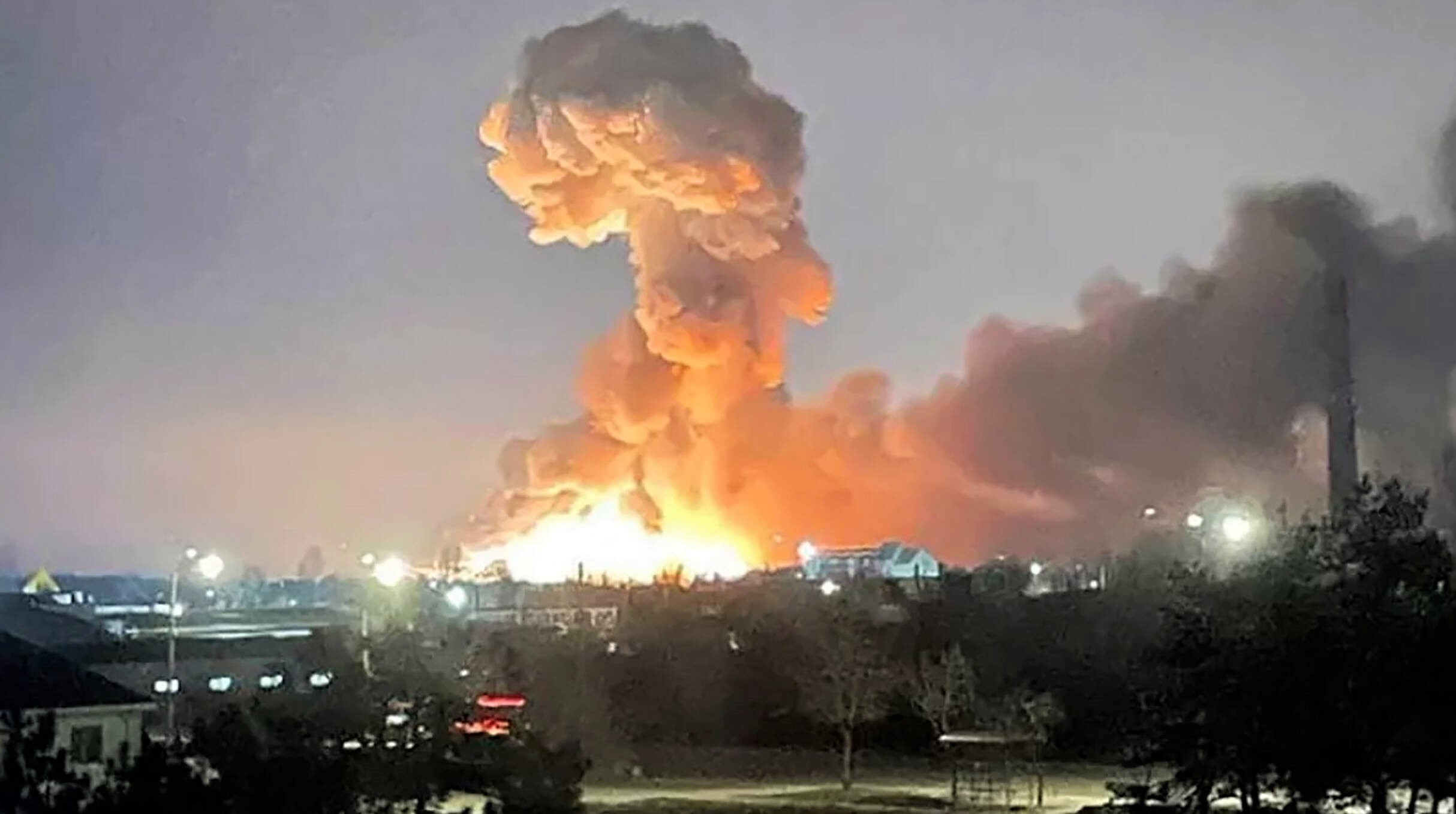 Explosionen in Russland - Terror-Alarm! Der Krieg kommt nach Russland - Fabrik wurde beschossen und brannte aus