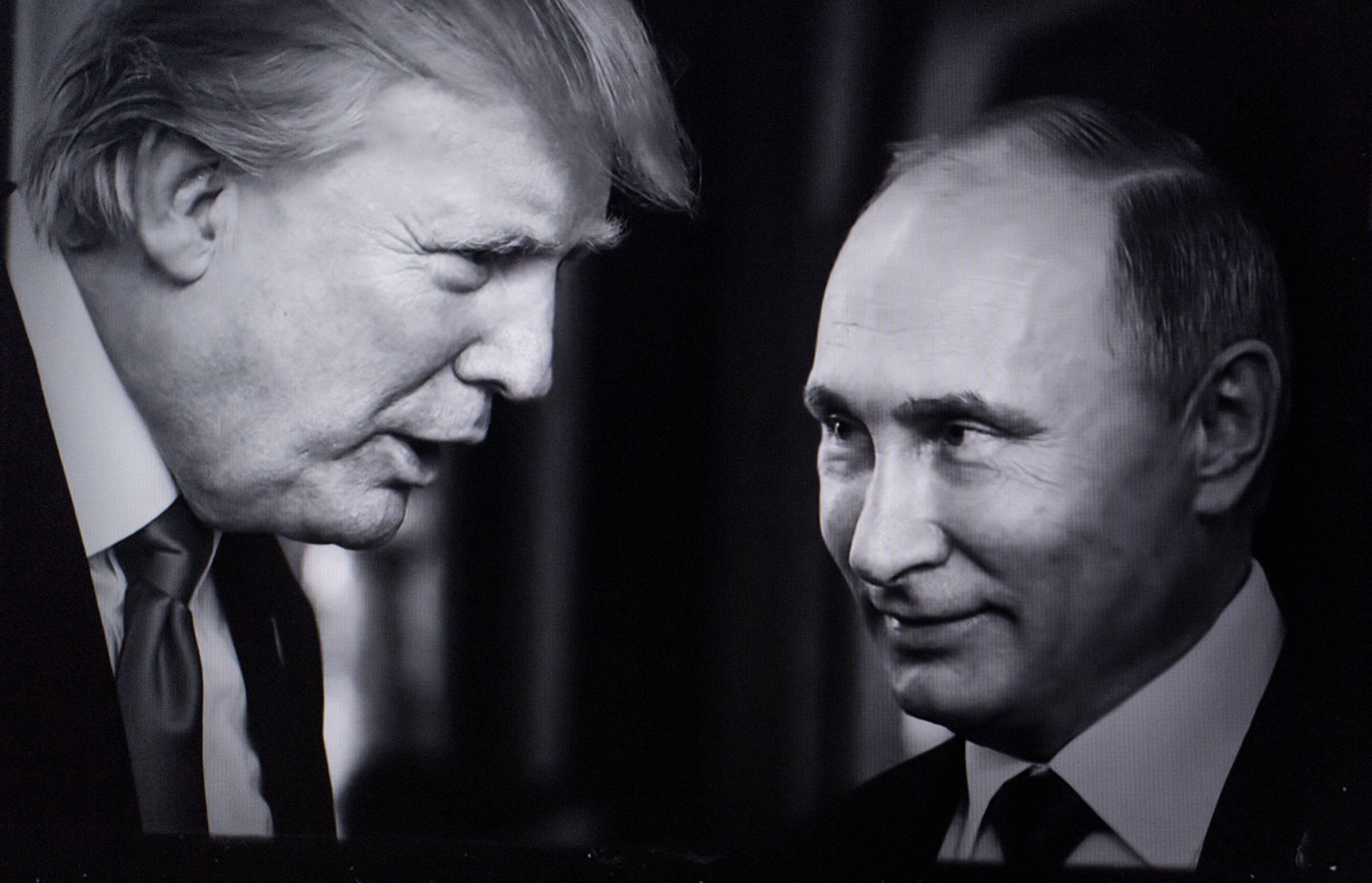 Putin hilft Donald Trump! Wieso stehen die Feinde von Donald Trump auf Russlands Sanktionsliste?