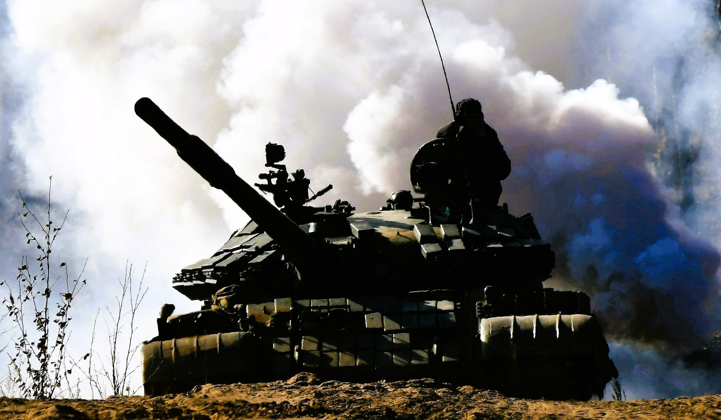 Russen planen riesige Panzerschlacht! Russen planen Angriff mit 1.000 Panzern auf Kupjansk!