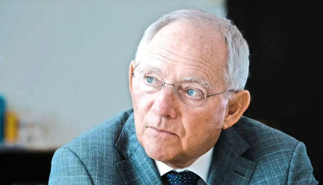 Ehefrau von Wolfgang Schäuble schwer verunglückt! Neuer Schicksalsschlag für Familie Schäuble