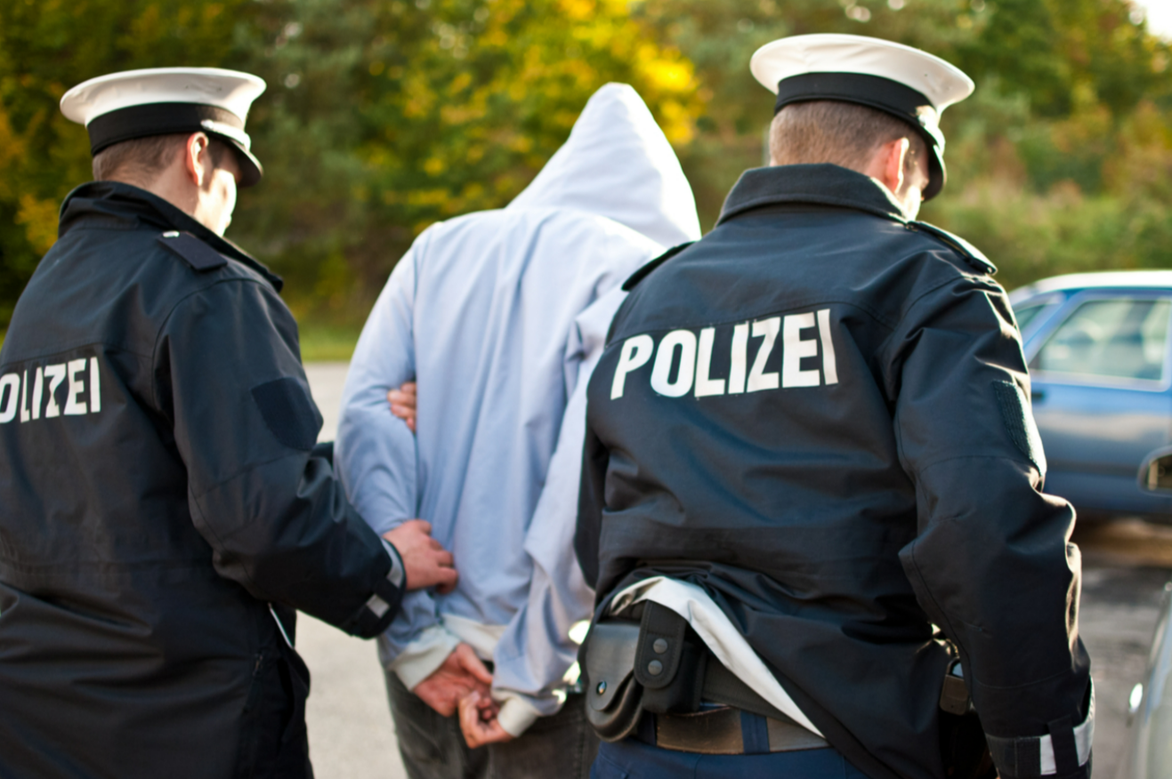 Elite-Polizei in Hamburg landet  Volltreffer - "Haschkönig" der Hansestadt festgenommen!
