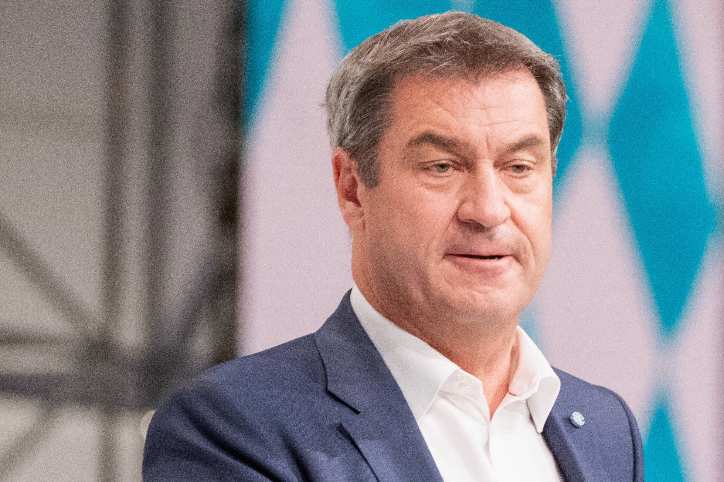 Regierungs-Hammer! Neue Koalition aus SPD und Union? Söder fordert Rausschmiss von Grünen und FDP durch OIaf Scholz