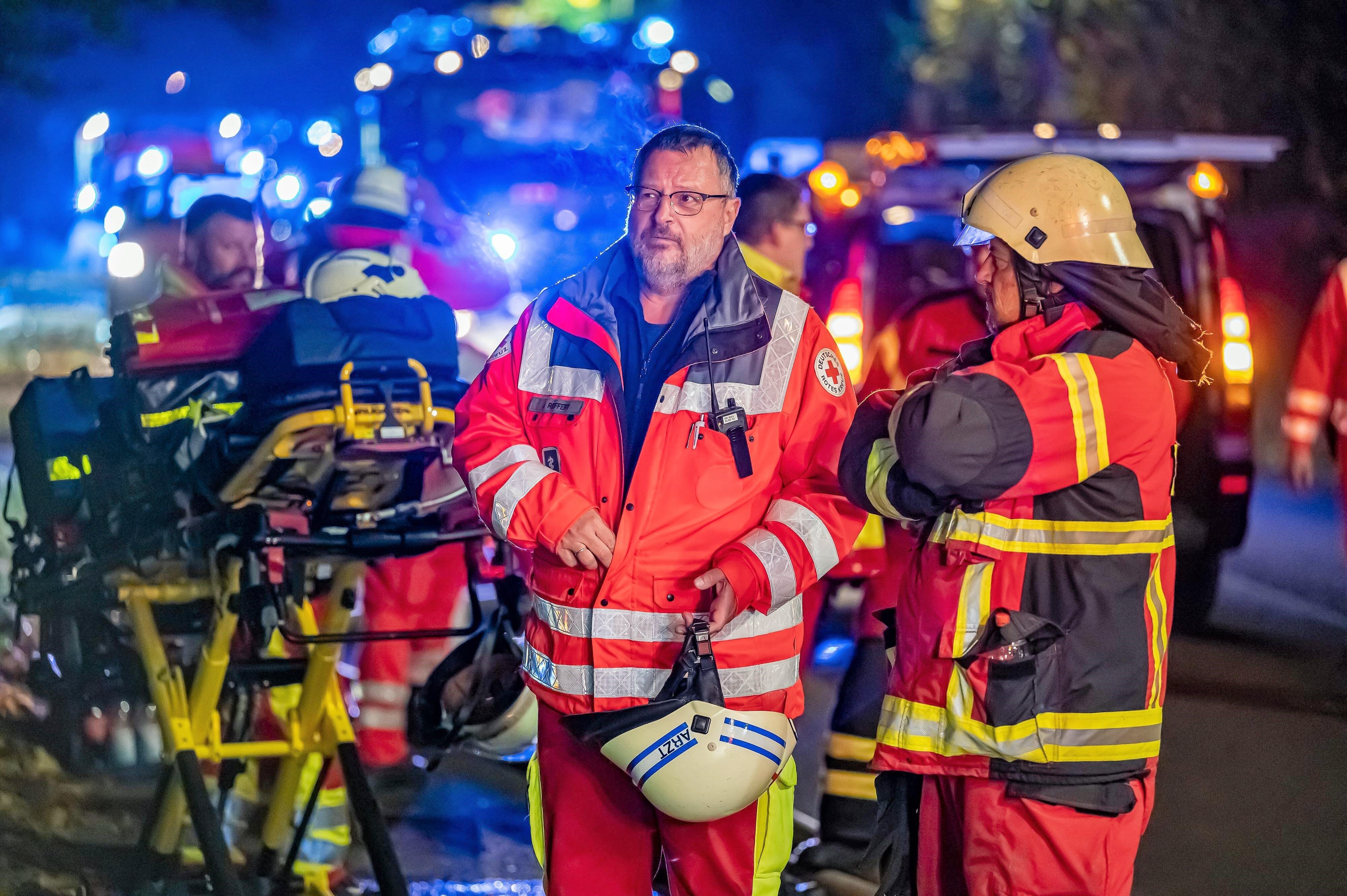  Brandkatastrophe in Offenbach - Zwei Menschen tot und 3 Schwerverletzte durch Brand in Mietshaus