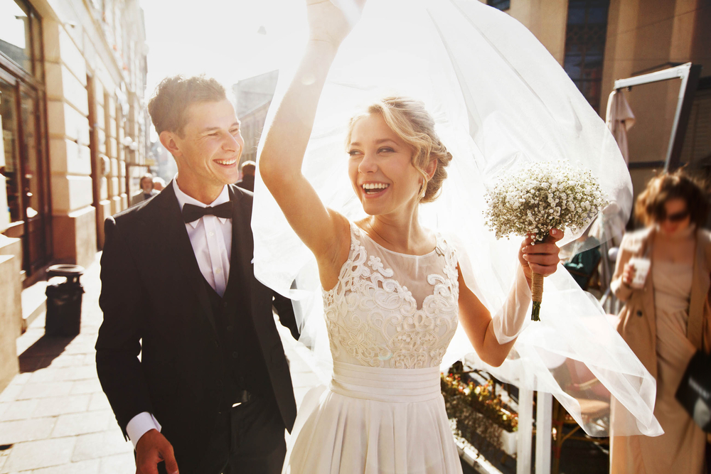Drei Schwerverletzte bei Hochzeit in Köln! Feier eskaliert - plötzlich zieht jemand ein Messer!