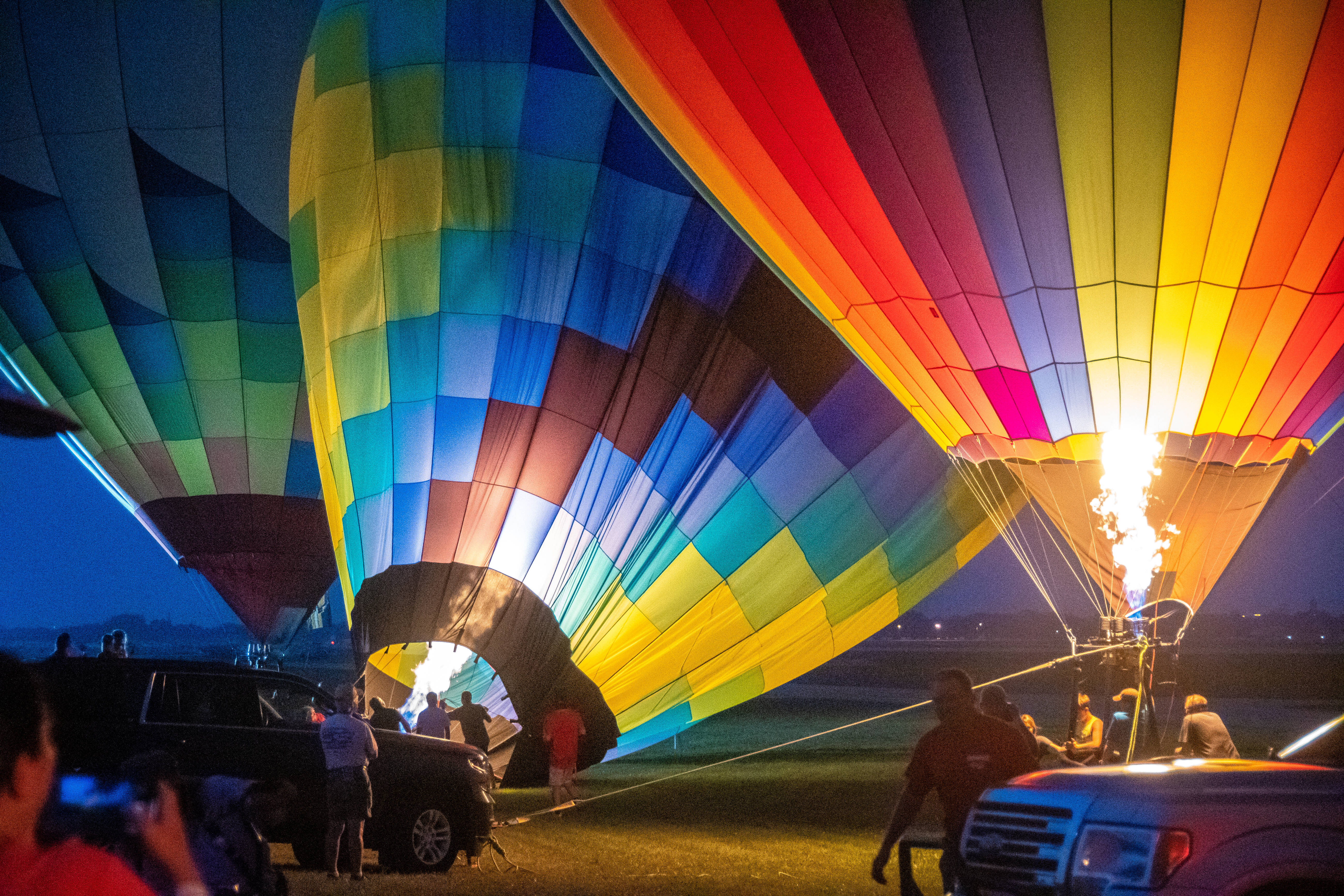 Mann stürzt aus Heißluftballon und stirbt! Tragödie bei Ballonfahrt