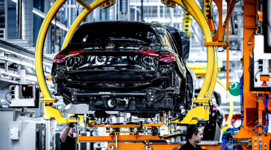 Nächster Autobauer insolvent! Wieder schlechte Nachrichten aus der Wirtschaft