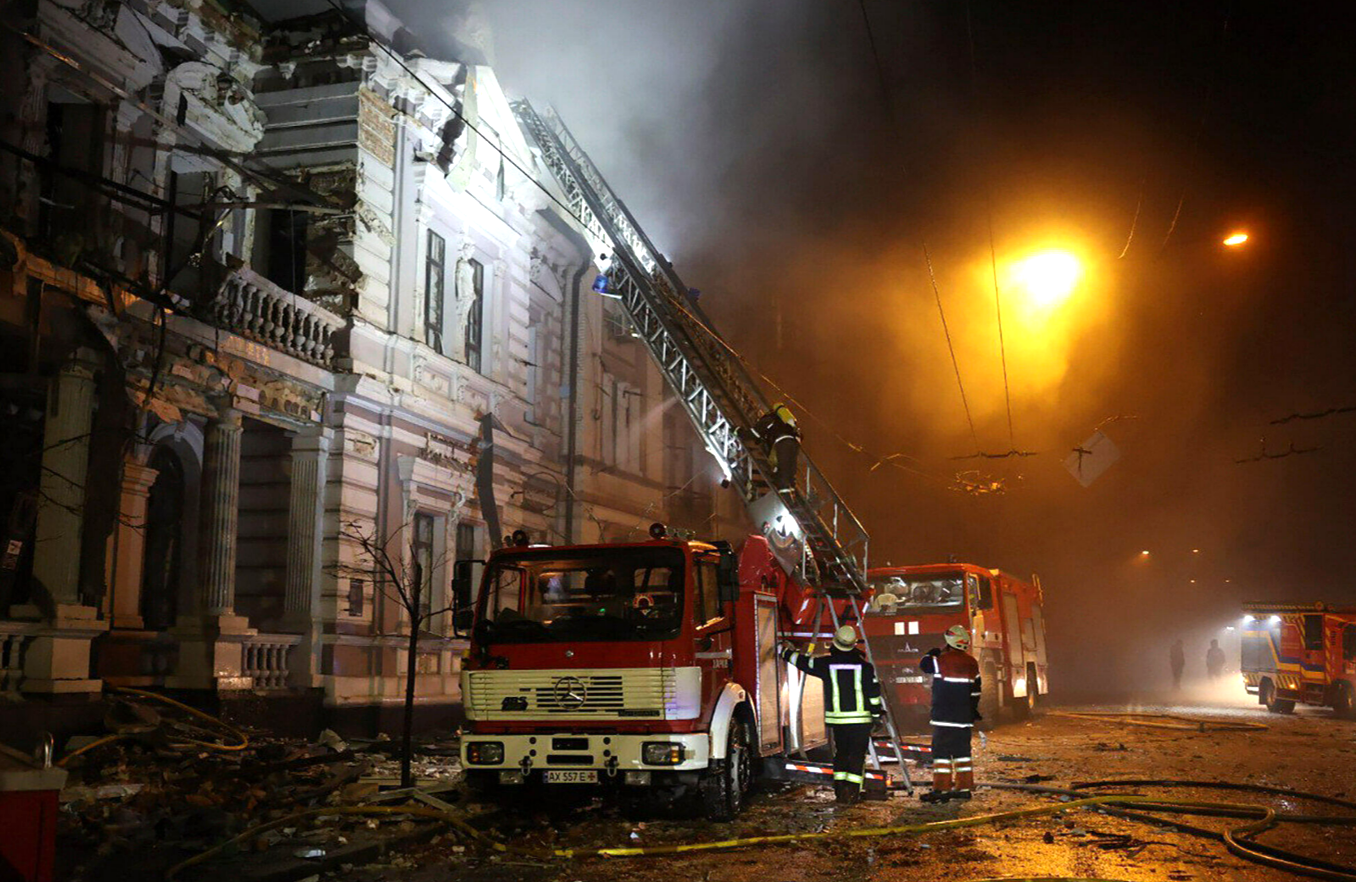 Putin bombardiert Großstadt! Luftalarm in der Ukraine - schwere Explosionen gemeldet