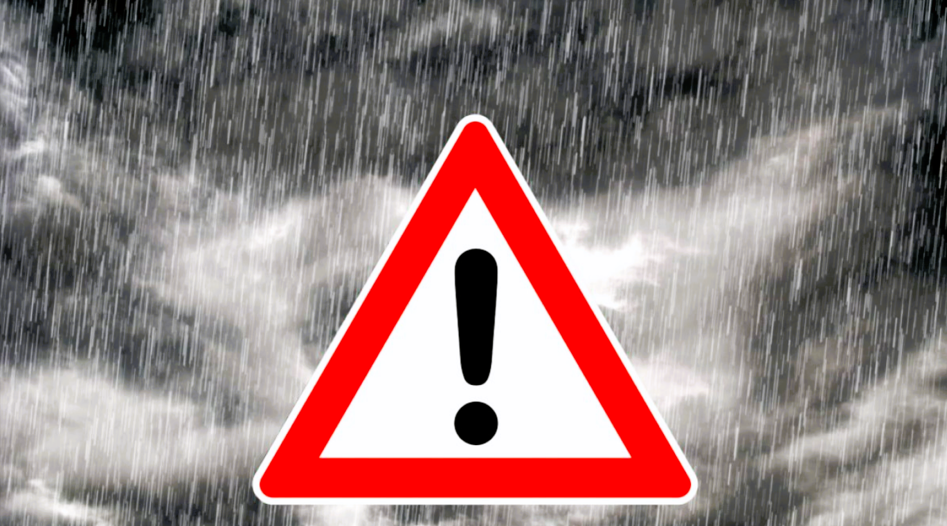 Tornado verwüstet beliebte Urlaubsregion - Touristen in Todesangst!