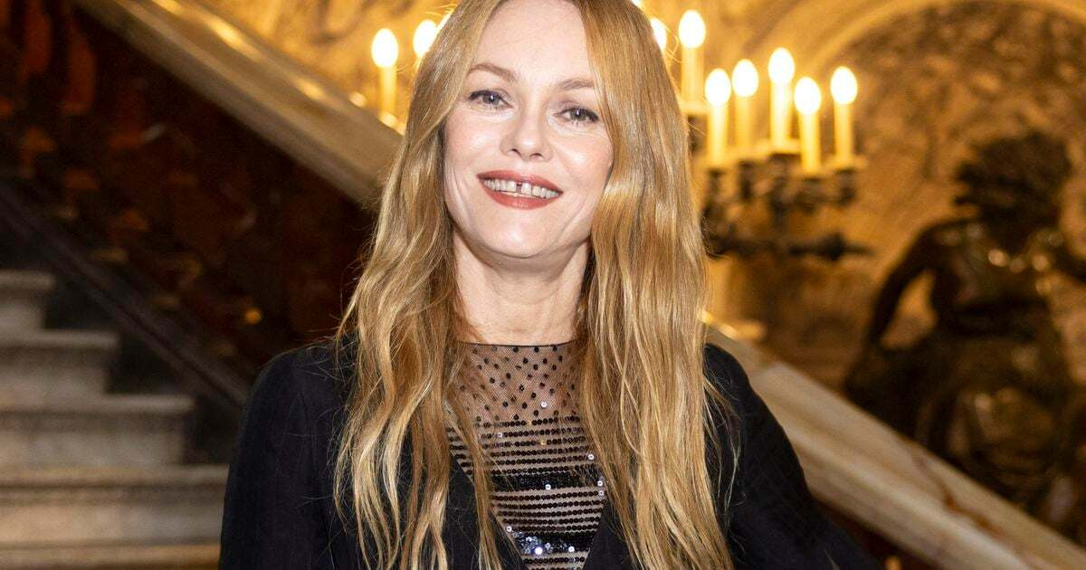 Vanessa Paradis révèle pourquoi Paris chante sur son nouvel album