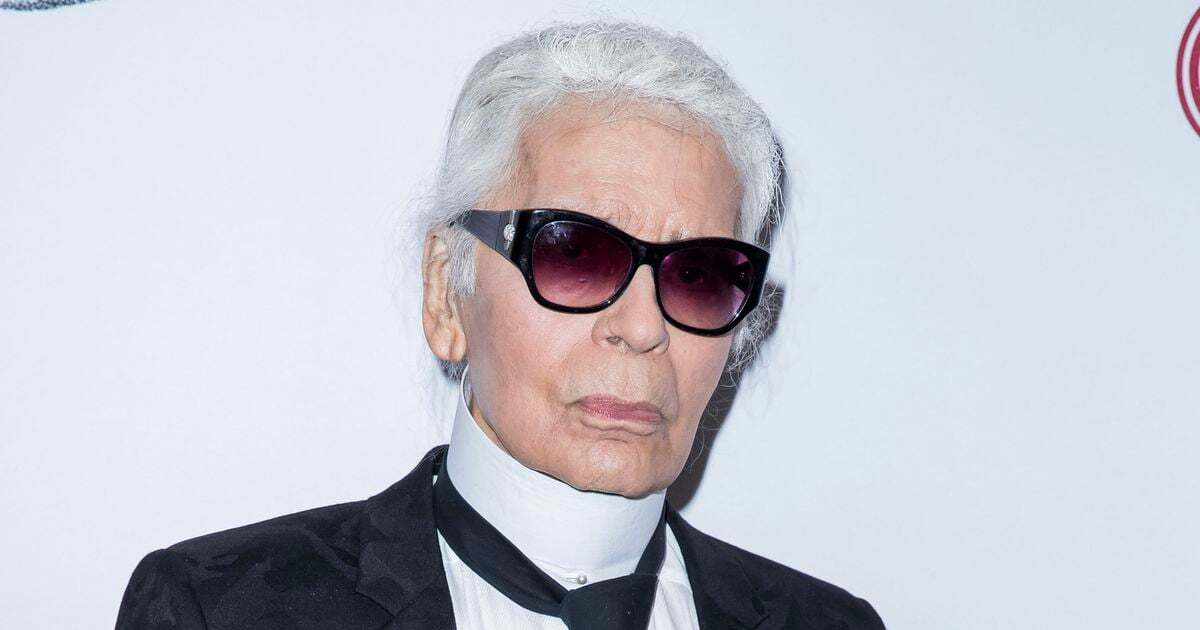 Karl Lagerfeld : Sa bibliothèque parisienne de 30 000 livres révèle un secret chic
