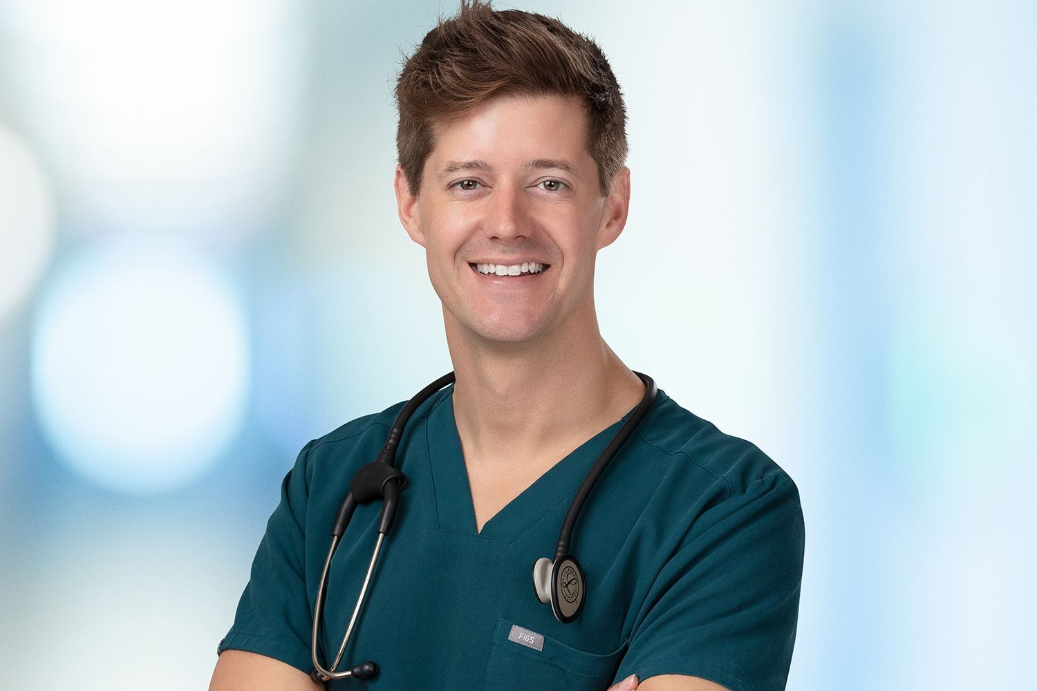 The Pitt's EMR Blackout Is Realer Than You Think — ER Doctor Lifts the Lid