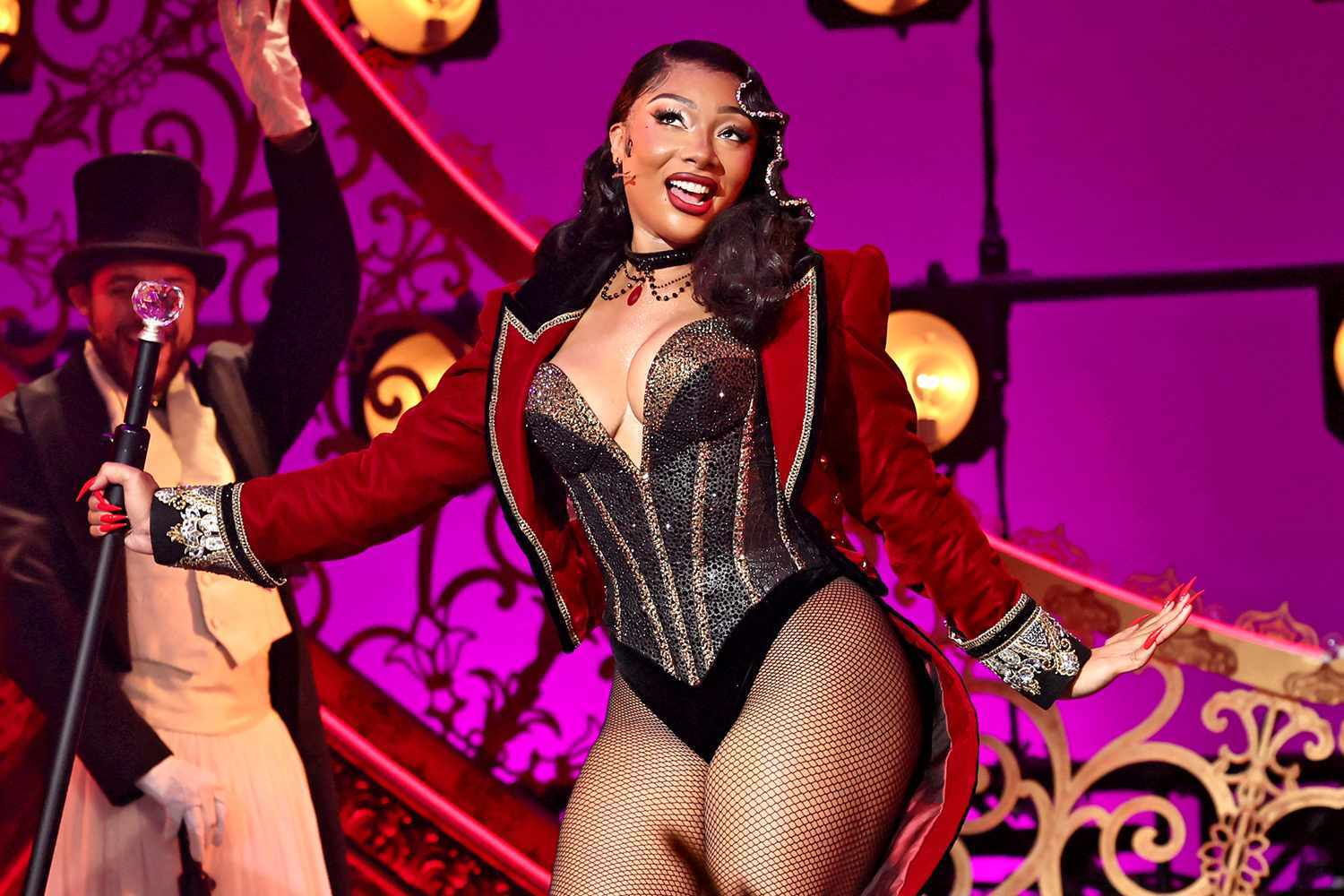 Megan Thee Stallion Surprises Fans with Early Exit from Moulin Rouge! — Final Night Set