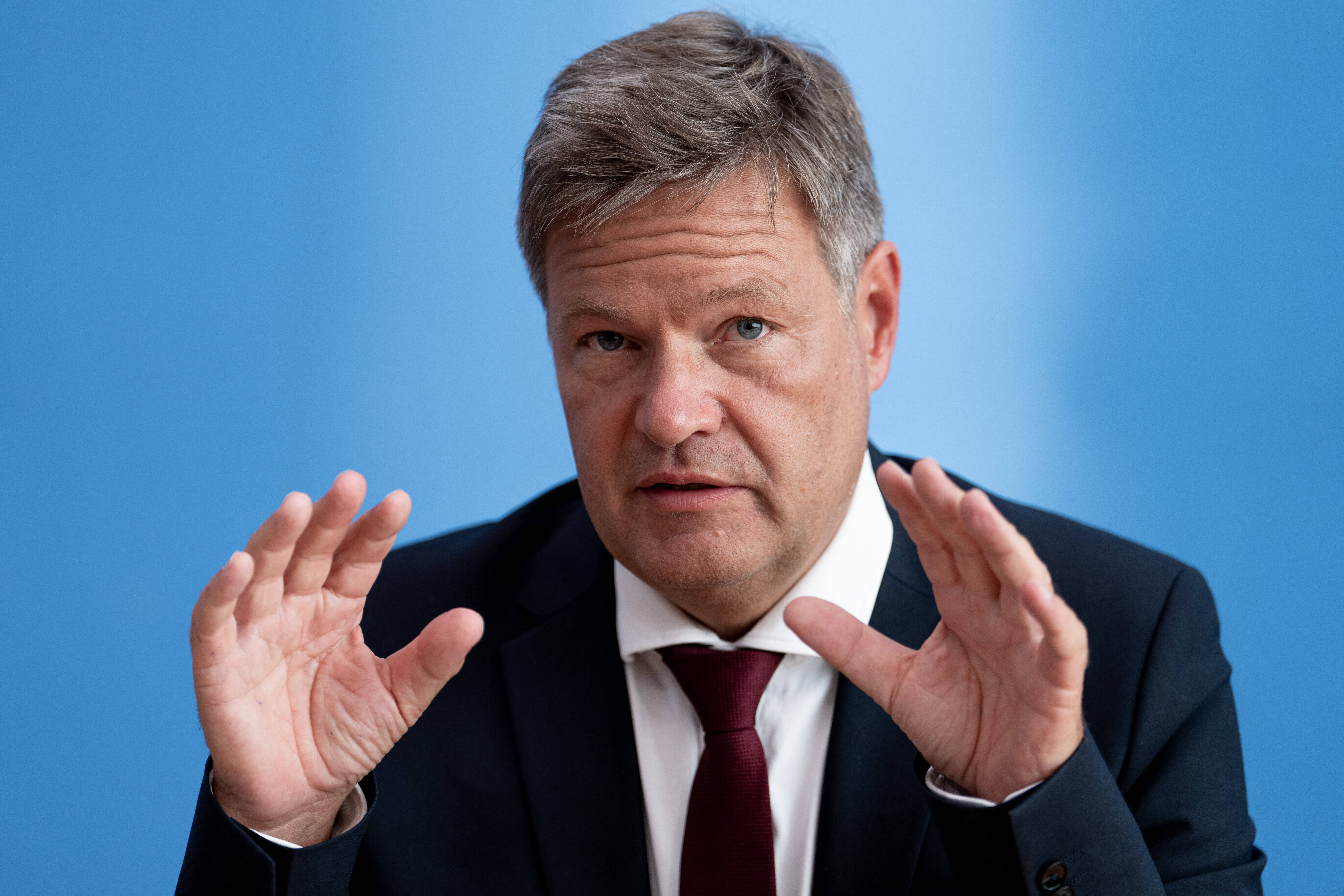 Eingespeichertes Gas wird ins Ausland verkauft! Deutsche Gasspeicher leeren sich wieder!