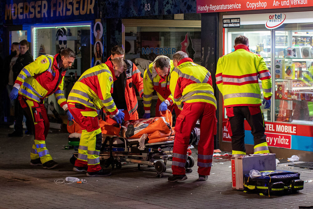 Brutales Verbrechen in Rostock - Zusteller während der Arbeit mit Messer niedergestochen