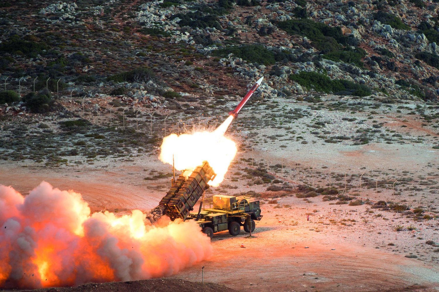 Die Ukraine brennt! Luftalarm - schwerster Raketenangriff seit Kriegsbeginn! Kiew von Hyperschallraketen getroffen