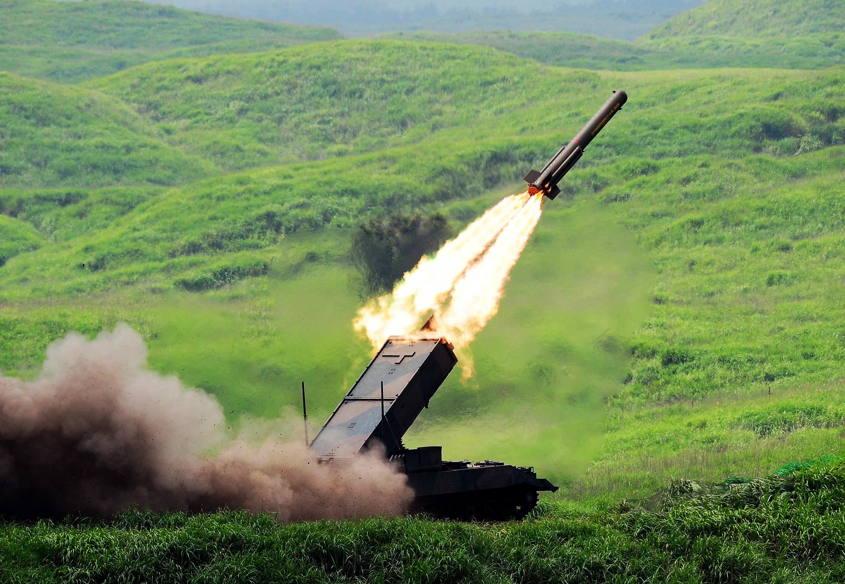 Putin geschockt! Ukraine bestätigt erstmaligen Einsatz von intelligenten Bomben!