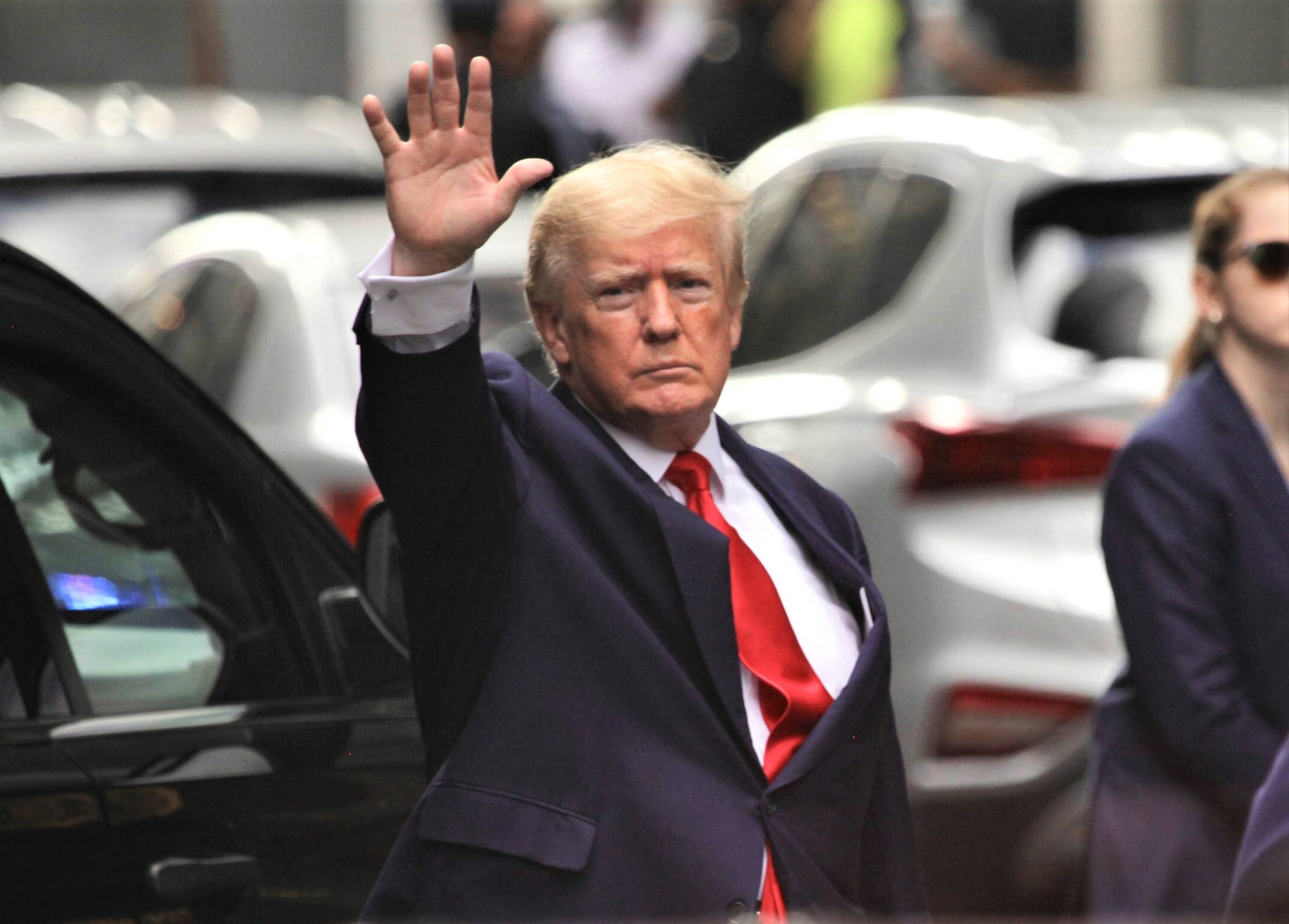 Donald Trump verliert 700 Millionen Vermögen - nach Anklage-Schock nun Finanzdesaster!