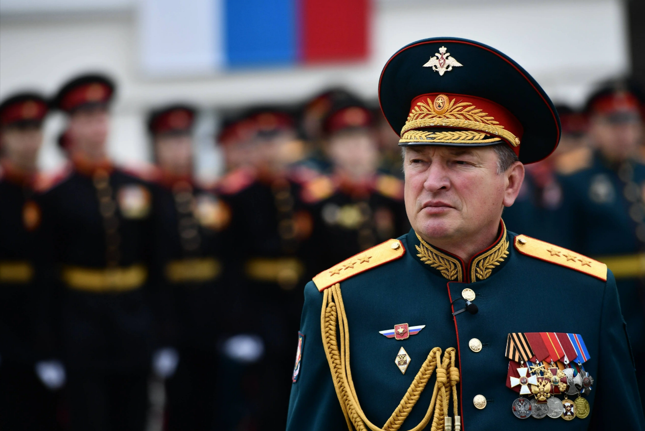 Ordnet Putin jetzt den Rückzug an? Putins Armee zu "erschöpft" für weitere Offensiven! 