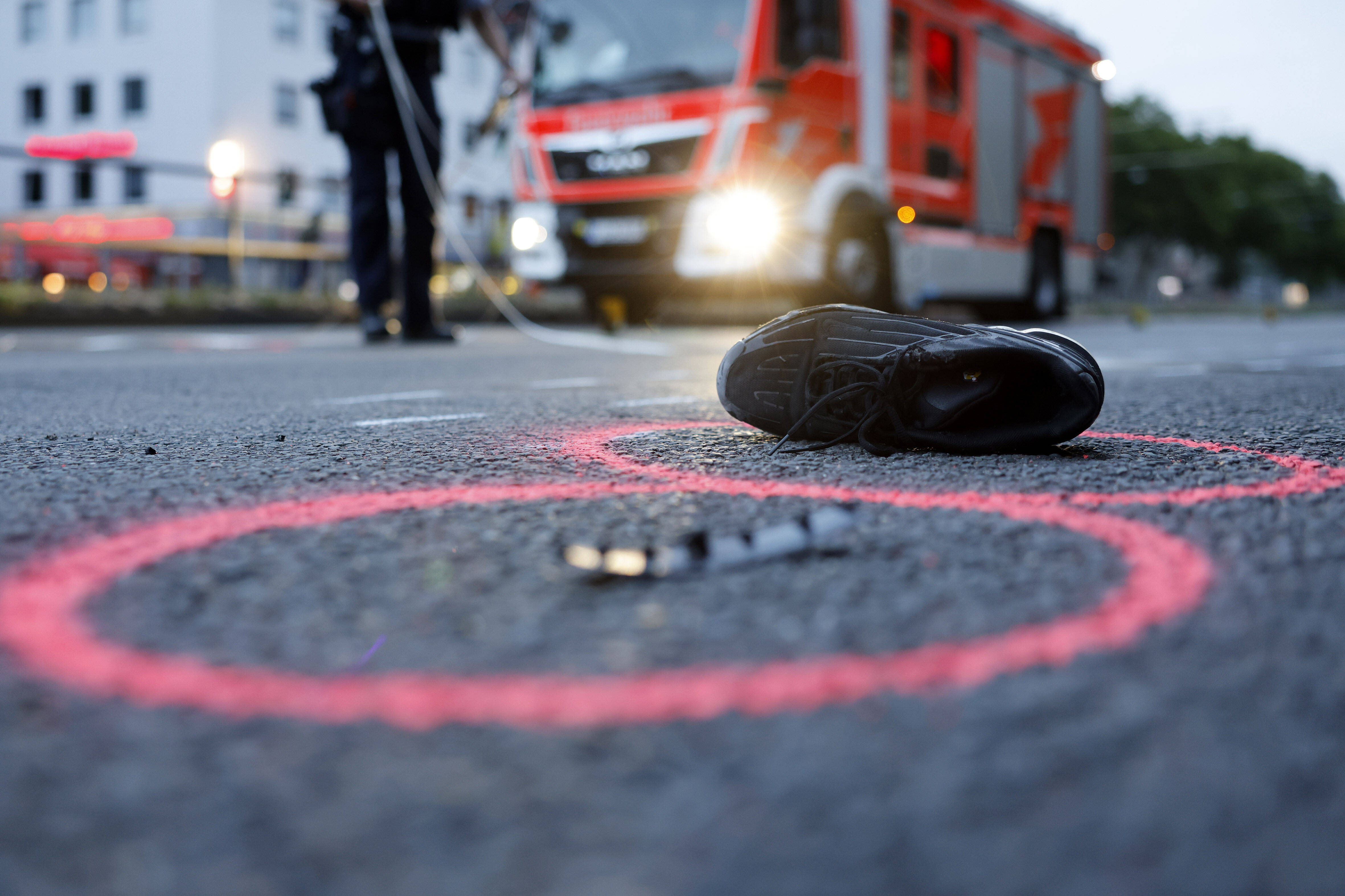 Horror-Unfall! Motorradfahrer erliegt seinen Verletzungen - Schrecklicher Unfall endet tödlich