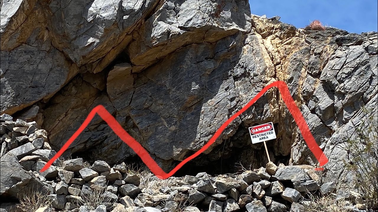 Youtuber entdeckt geheime Höhle bei Area 51 – jetzt ist er verschwunden!