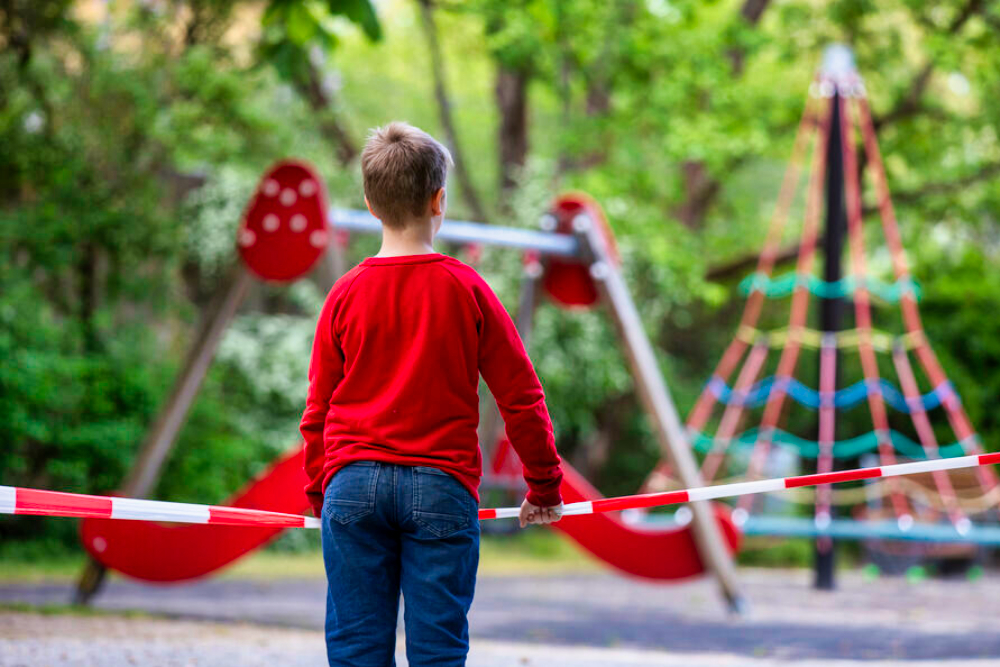  Bremen - Rottweiler zerfleischt kleines Mädchen (6) auf Tretrolle! Horrorszenen beim spielen
