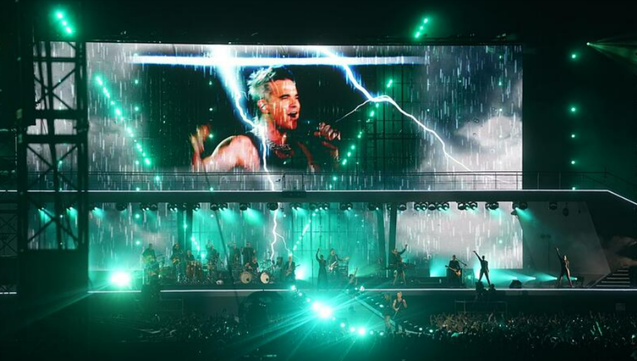 Robbie Williams - Todesdrama auf Konzert! Fans müssen alles live mit ansehen!
